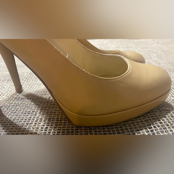 Charles David Heels Size 10B Platform Leather Tan 4.5” Heel Made In Spain - Picture 12 of 13